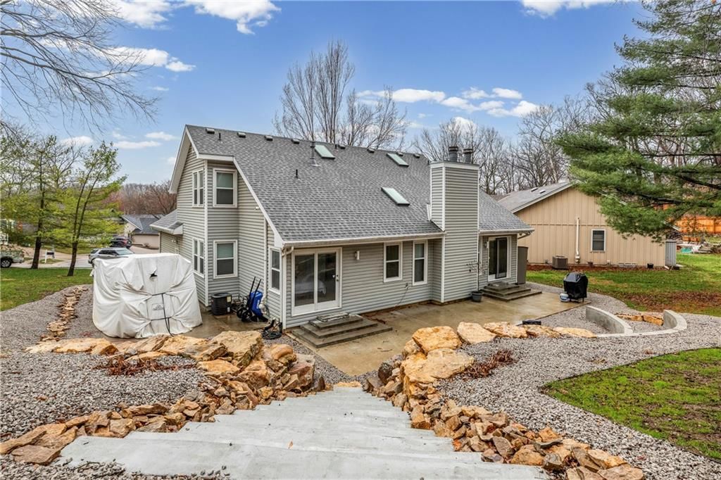 304 Lancelot Drive — photo 36