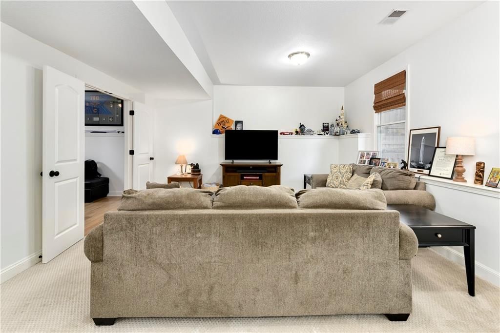 8300 NW 76th Terrace — photo 34