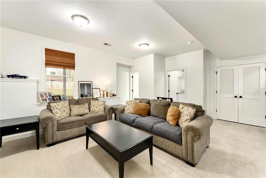 8300 NW 76th Terrace — photo 36