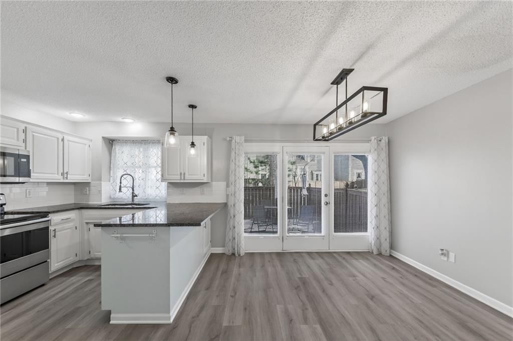 12545 Broadmoor Street — photo 13