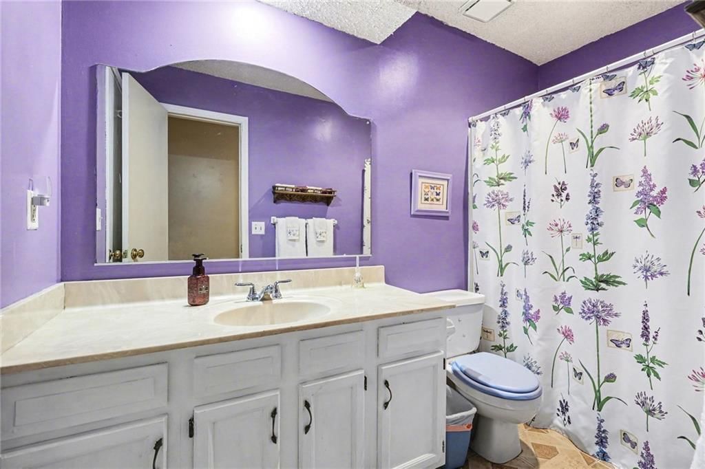 8334 Metcalf Avenue — photo 15