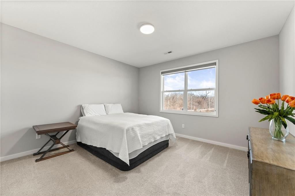 5013 N 145th Street — photo 32