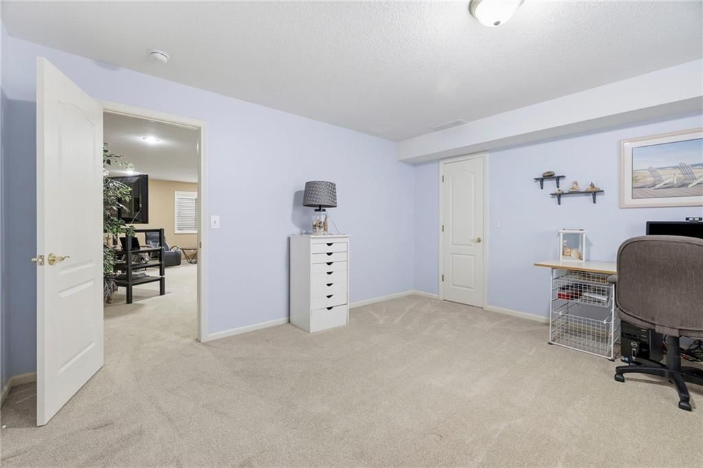 15707 Marty Lane — photo 34