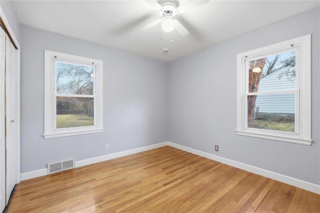 6717 W 79th Street — photo 12
