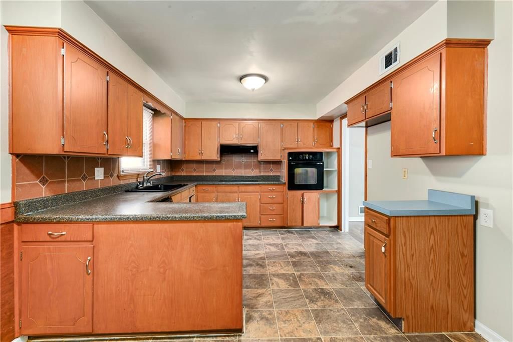 6316 E 109TH Terrace — photo 12