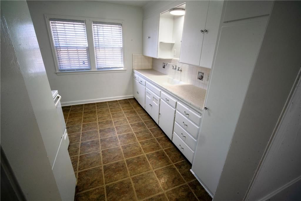 8016 Pennsylvania Street — photo 17