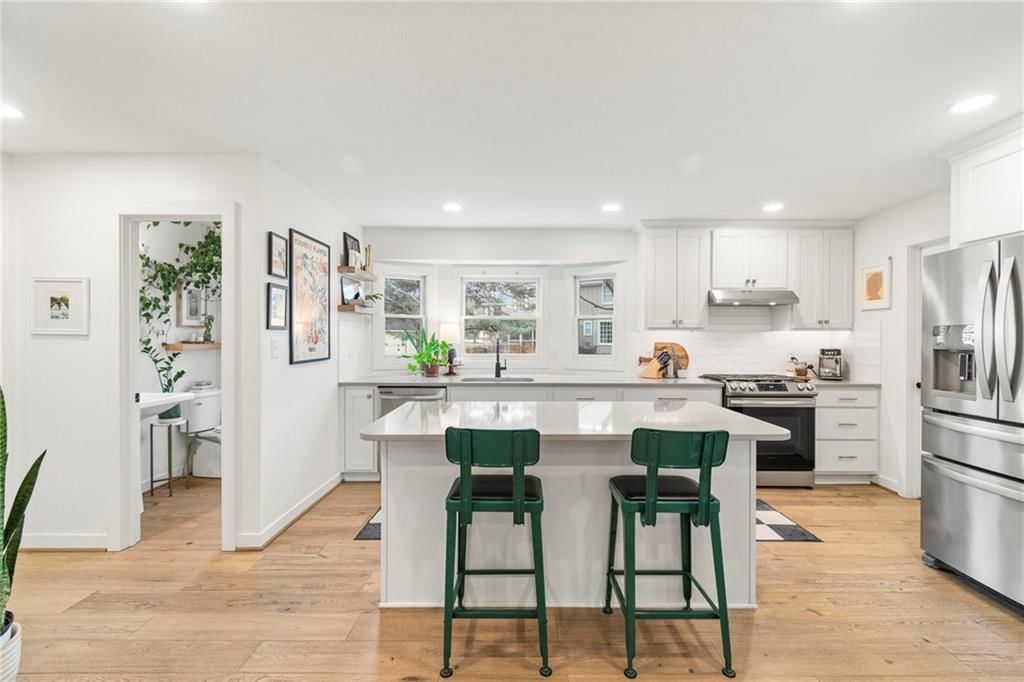 12806 Pembroke Circle — photo 11