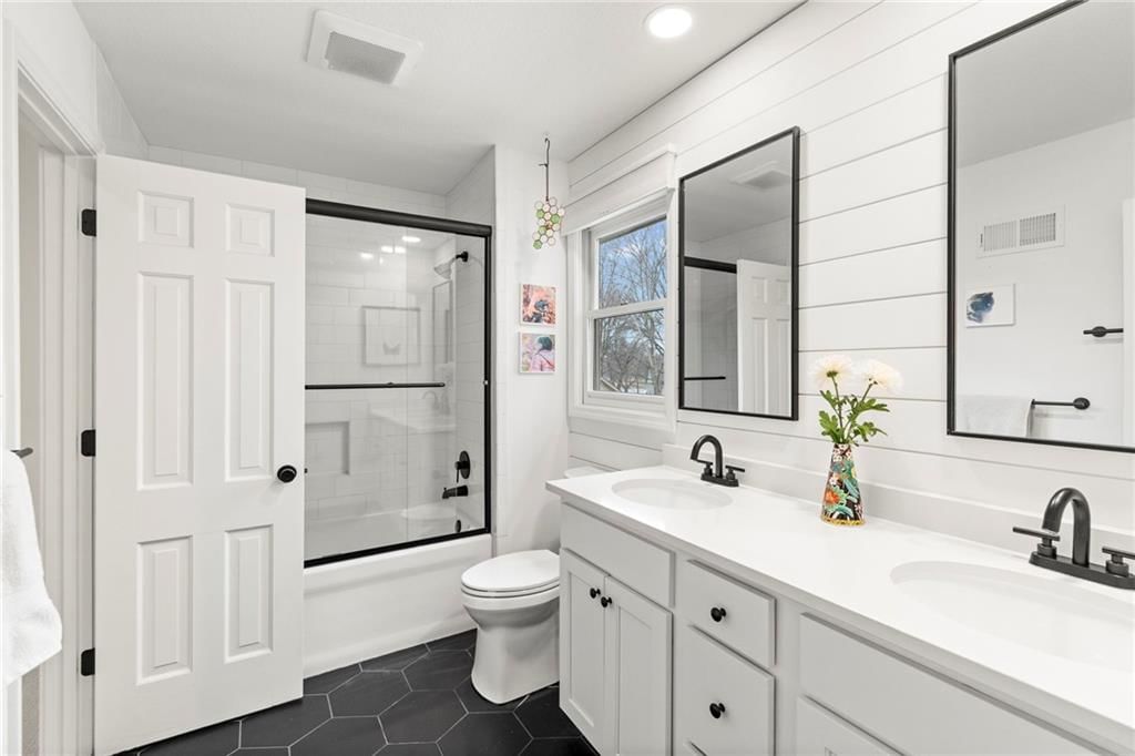 12806 Pembroke Circle — photo 33