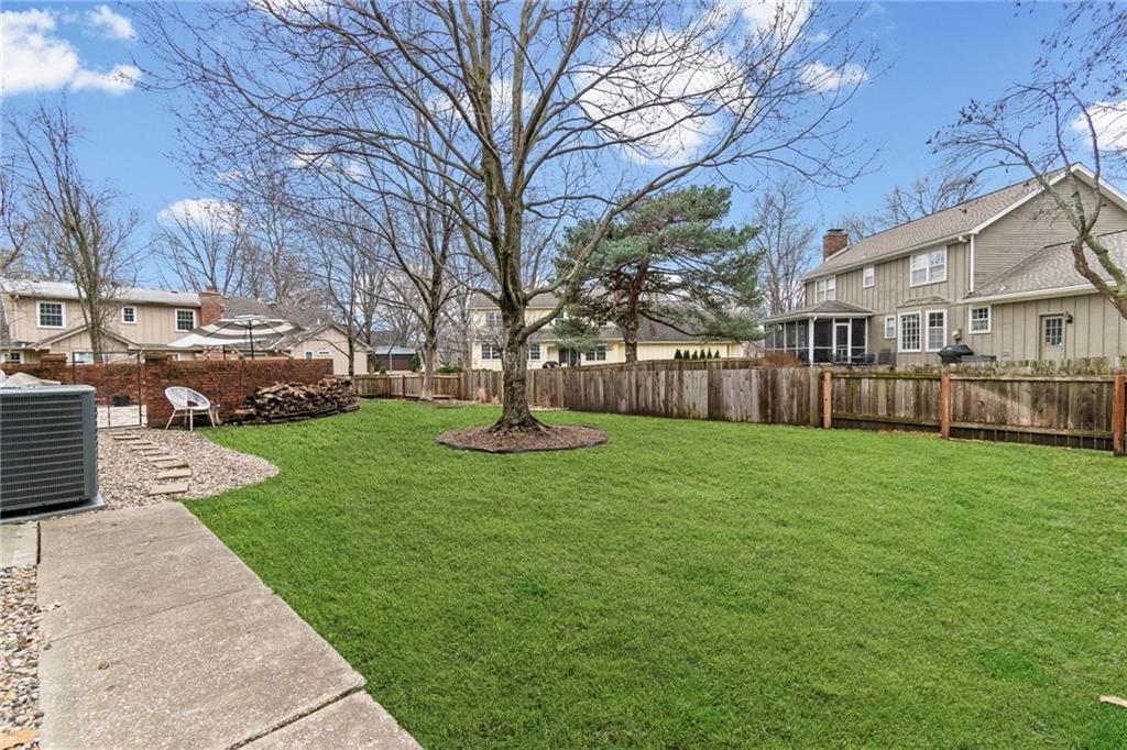 12806 Pembroke Circle — photo 42