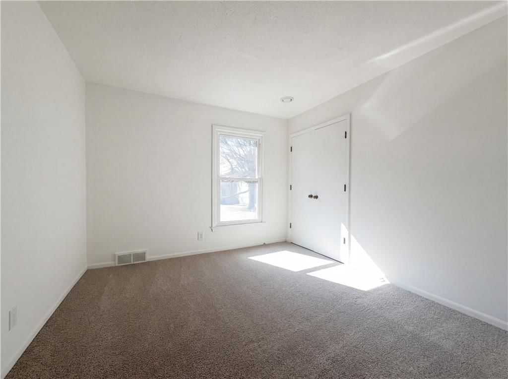 12514 W 101st Street — photo 12