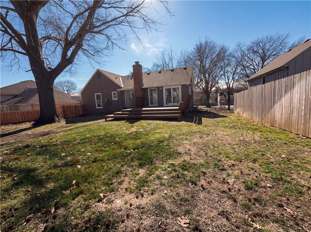 12514 W 101st Street — photo 19