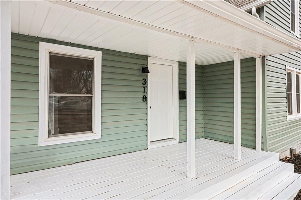 318 E Nichols Street — photo 2