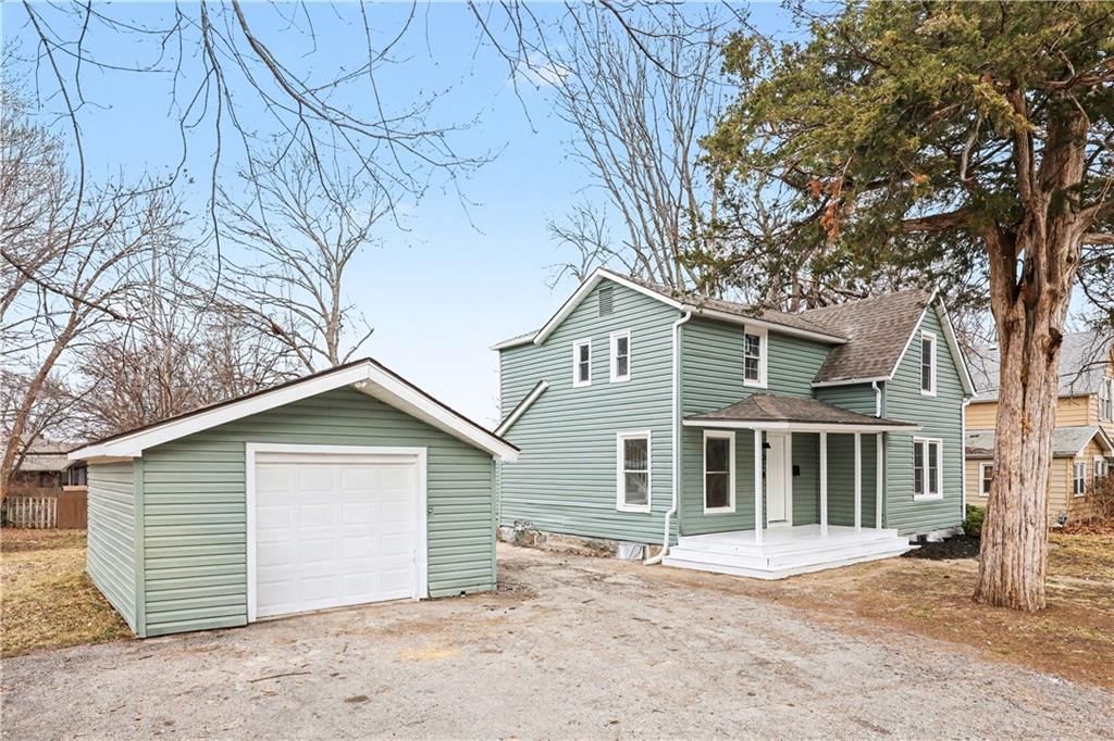 318 E Nichols Street — photo 3