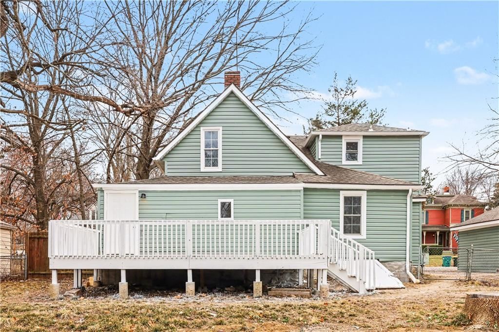318 E Nichols Street — photo 23