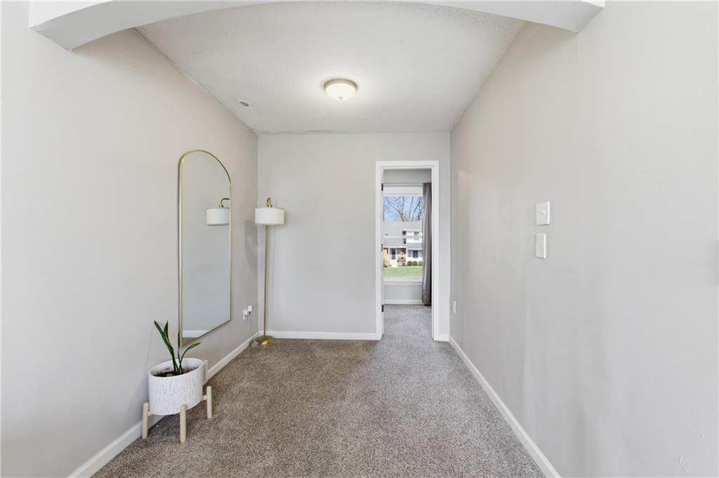 10401 Westgate Street — photo 16