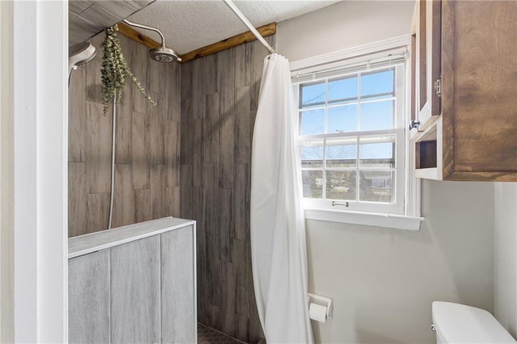 10401 Westgate Street — photo 18