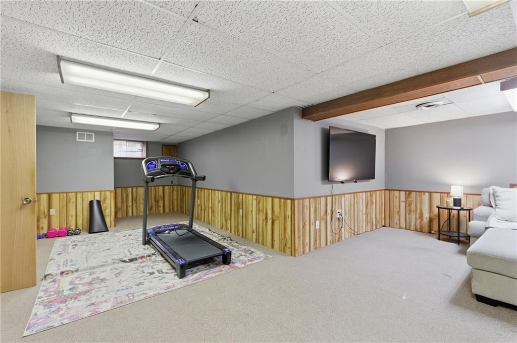 10401 Westgate Street — photo 23