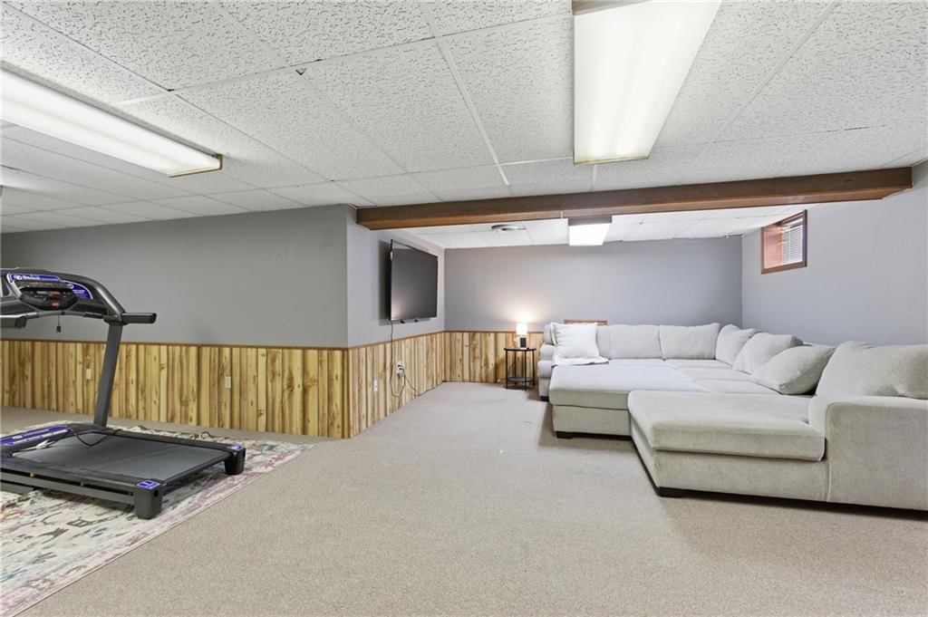 10401 Westgate Street — photo 24