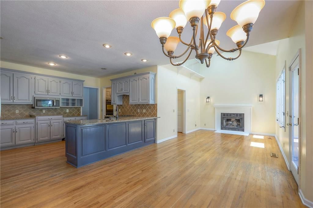 5708 W 129th Street — photo 17