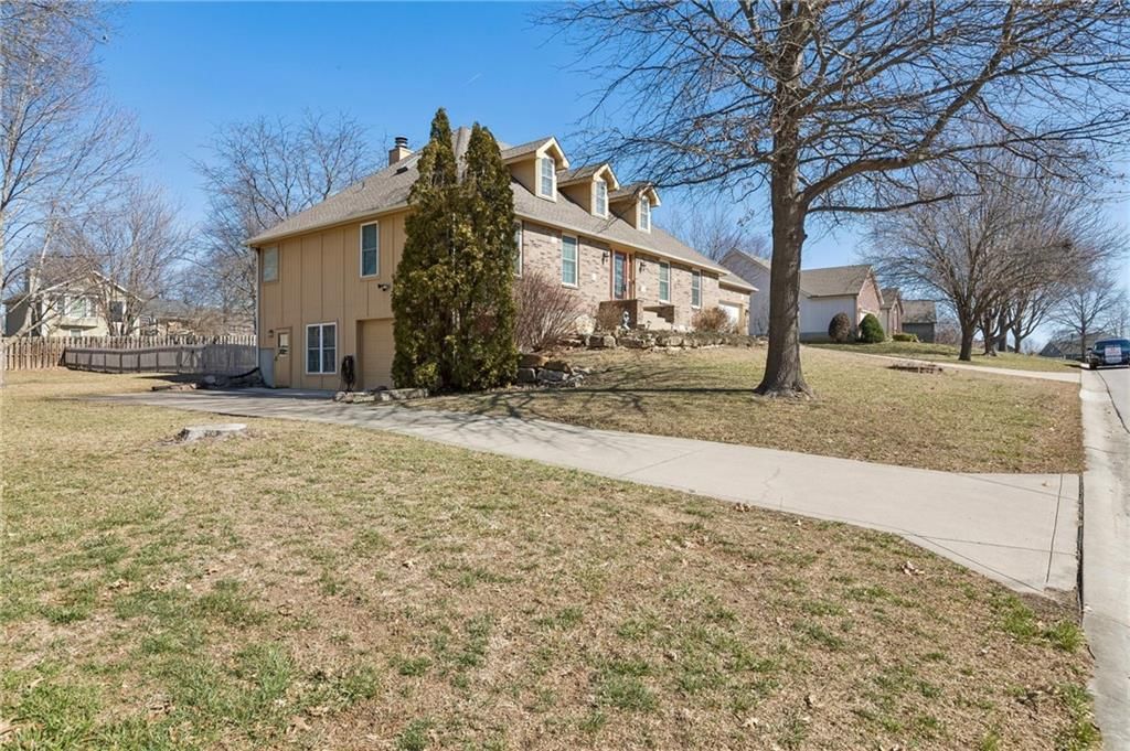 15424 Poplar Street — photo 3