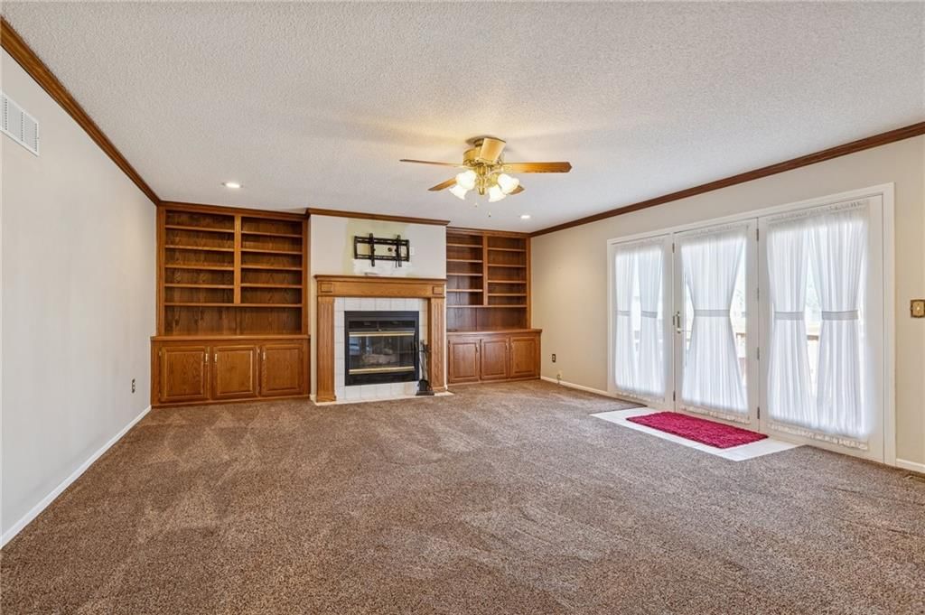 15424 Poplar Street — photo 10