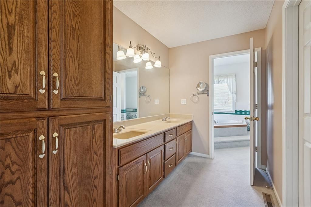 15424 Poplar Street — photo 29