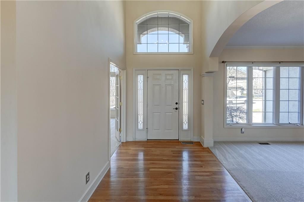 9625 CAILLER Drive — photo 2
