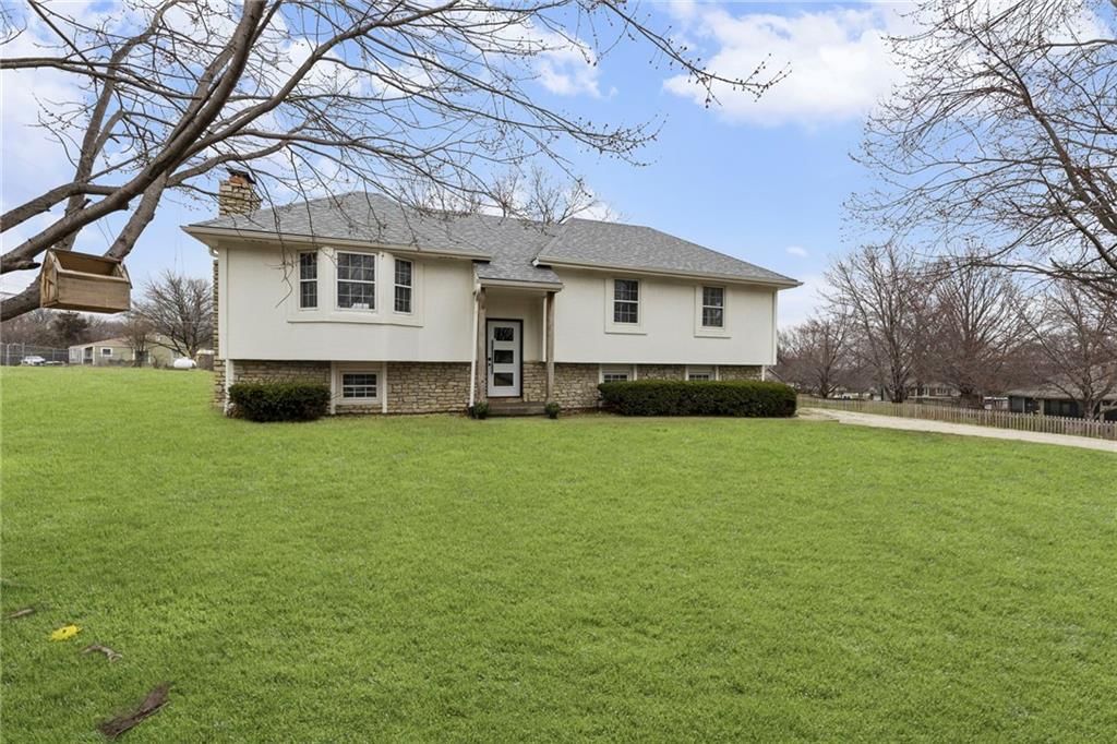 24460 W 54th Street, Shawnee, KS