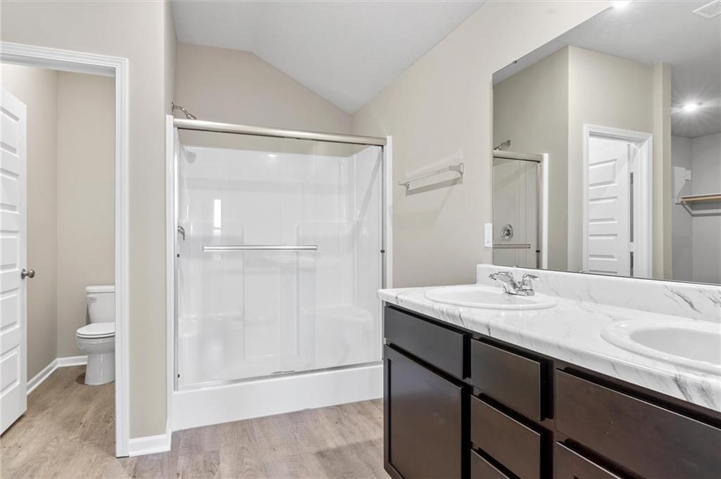 565 W Bluebird Street — photo 15