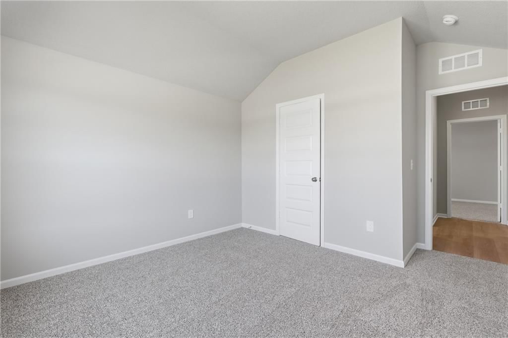 565 W Bluebird Street — photo 27
