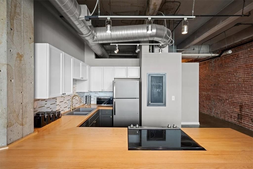 715 May Street — photo 15