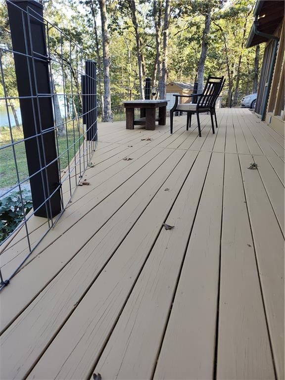 89 NW Lakeside Drive — photo 4