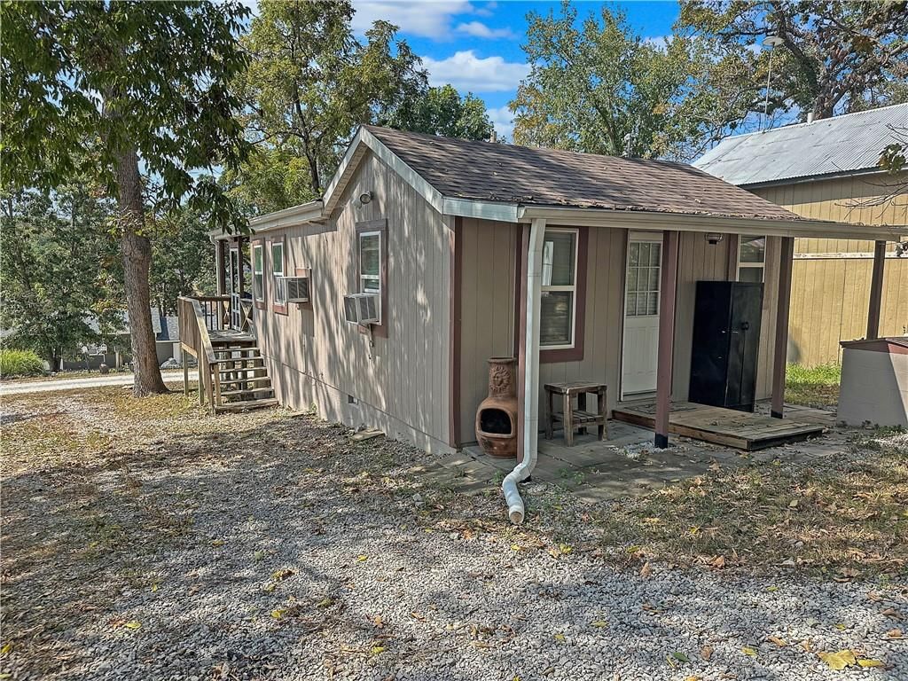 28720 Mistletoe Avenue — photo 5