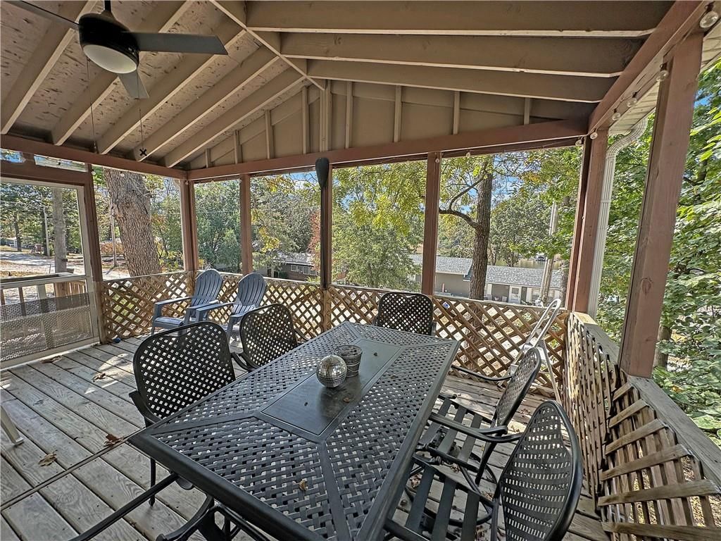 28720 Mistletoe Avenue — photo 6