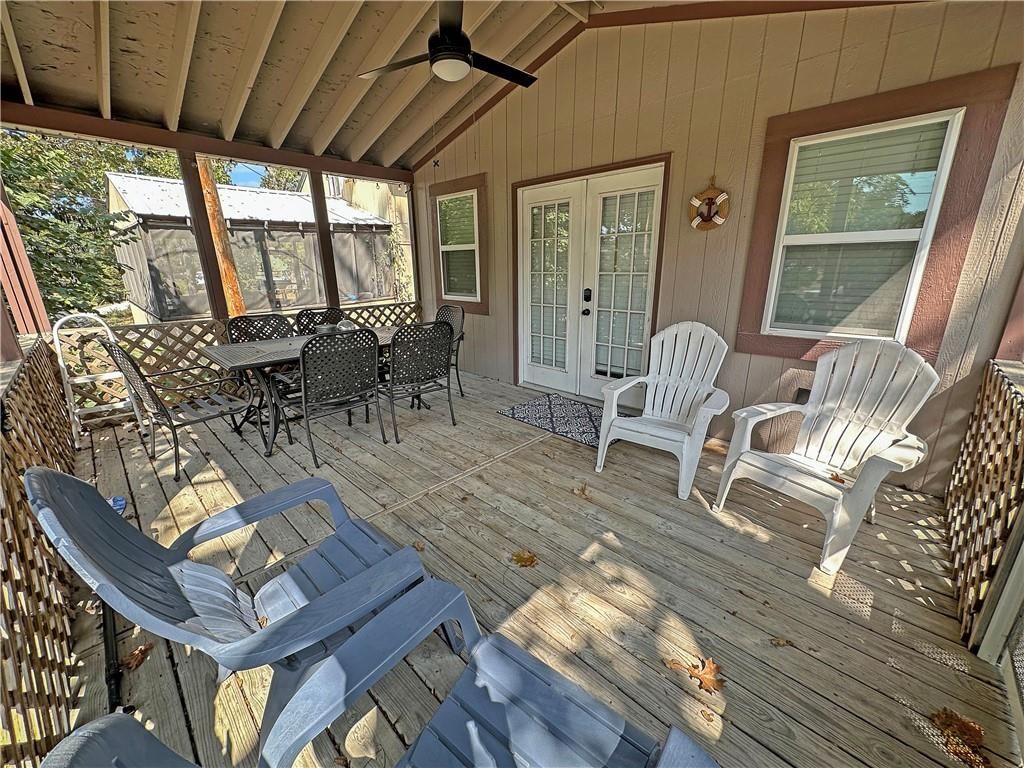 28720 Mistletoe Avenue — photo 7
