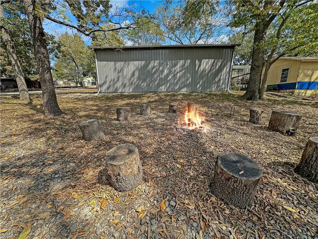 28720 Mistletoe Avenue — photo 22