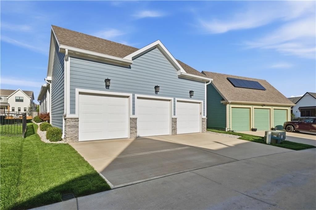 3205 SW Mary Street — photo 45