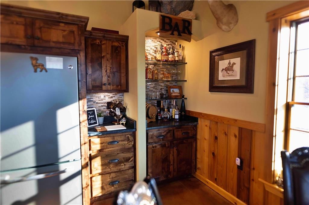 21195 Edgerton Junction Road — photo 42