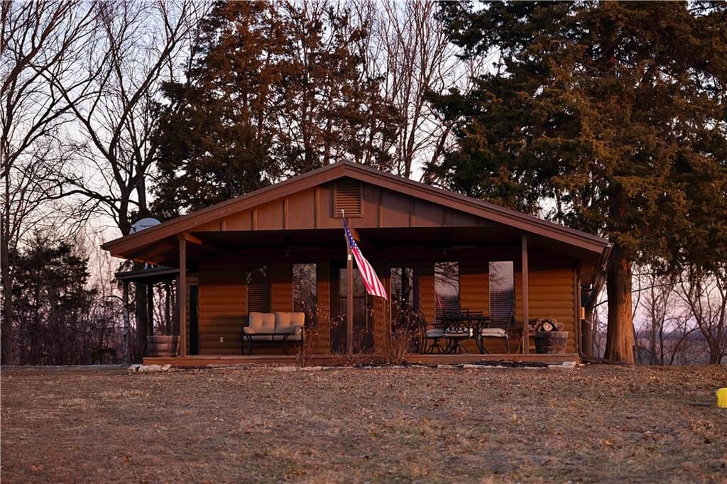 21195 Edgerton Junction Road — photo 53