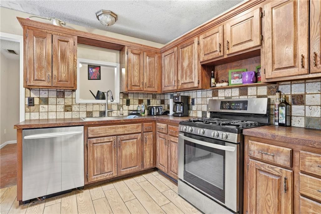 4242 N 74th Street — photo 11