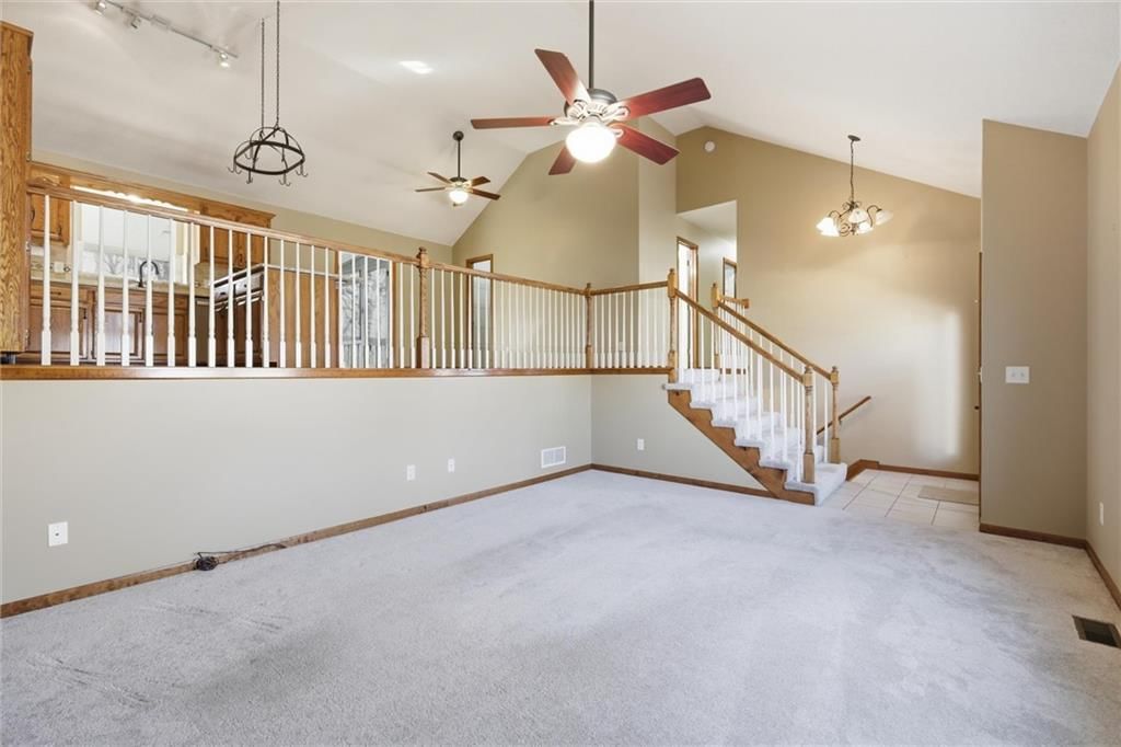 1321 SE Princeton Drive — photo 9