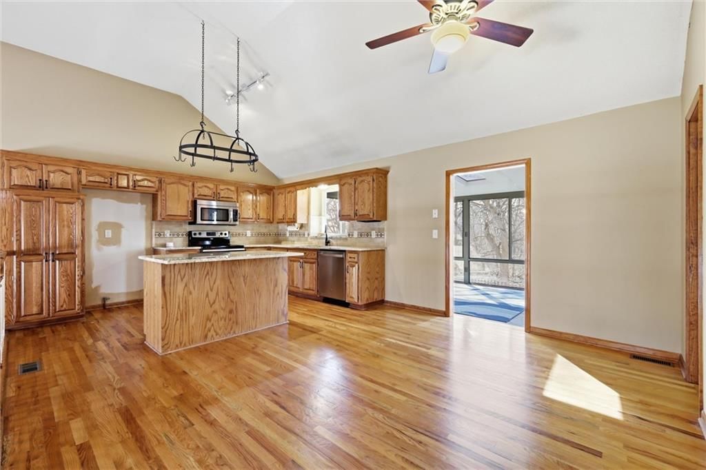 1321 SE Princeton Drive — photo 10
