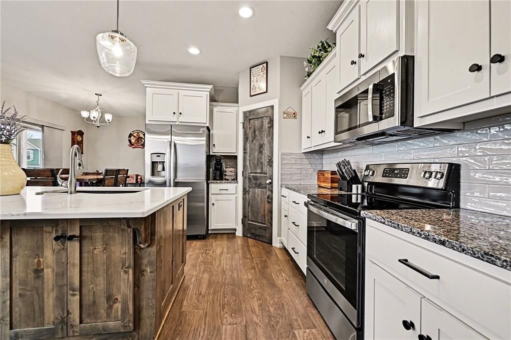 8715 NW 74th Terrace — photo 7