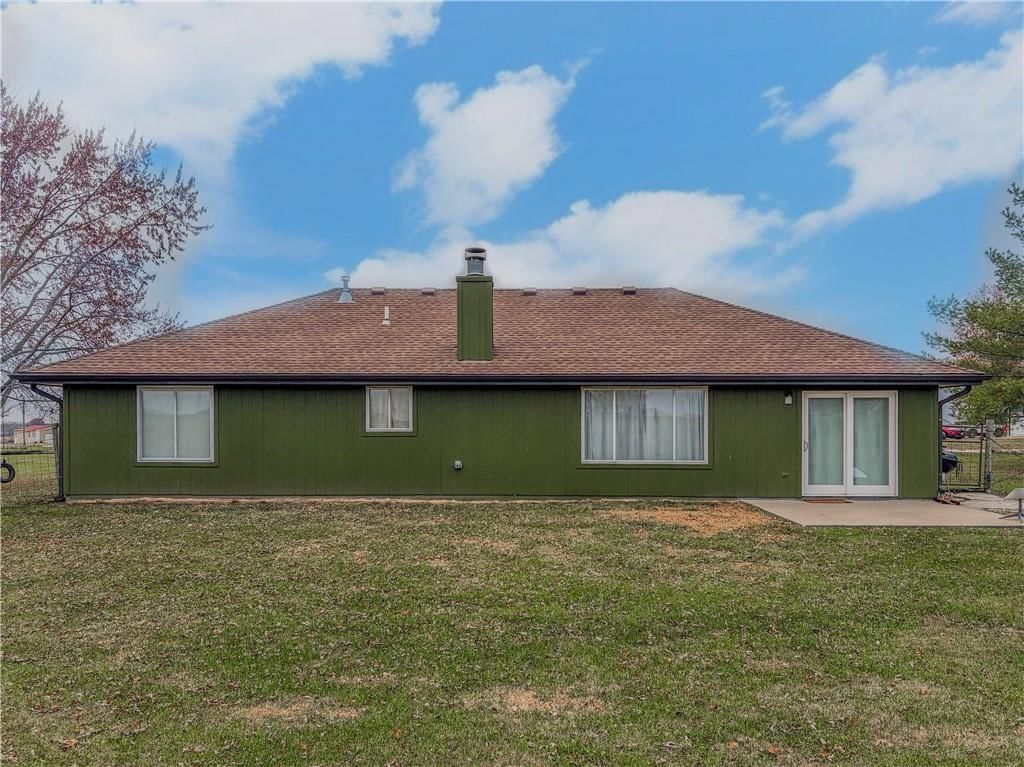 403 NW AA HWY — photo 4