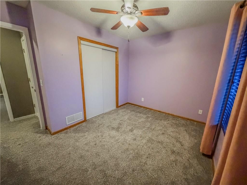 403 NW AA HWY — photo 17