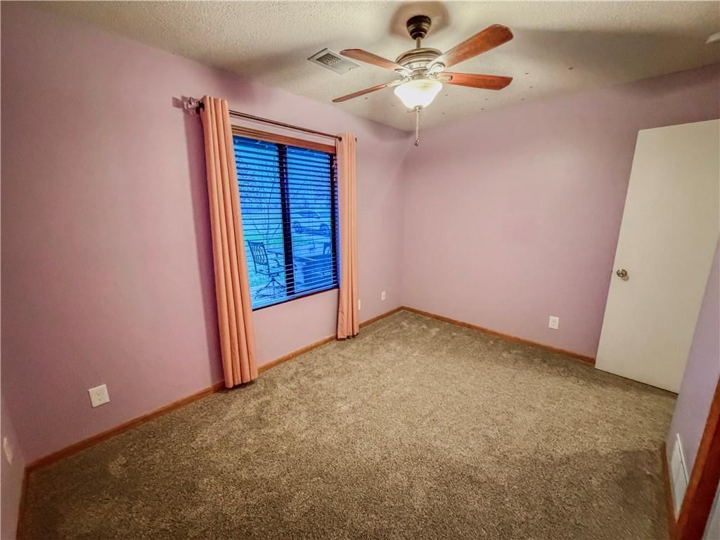 403 NW AA HWY — photo 18