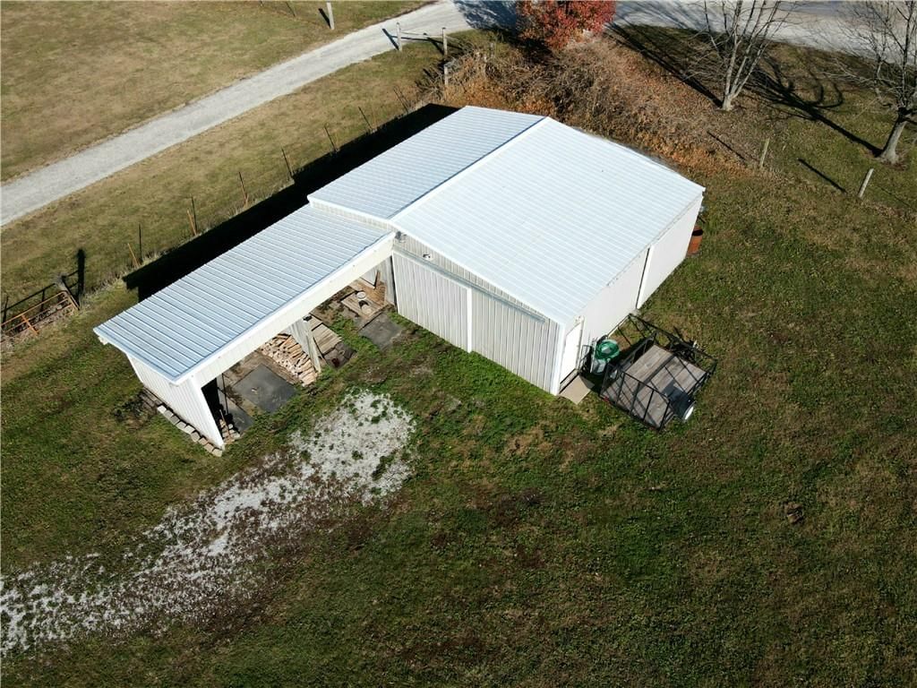 403 NW AA HWY — photo 35