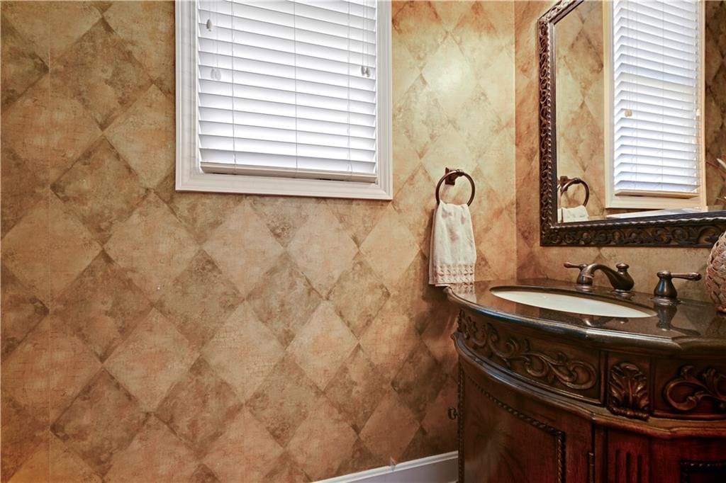 14316 Windsor Drive — photo 23