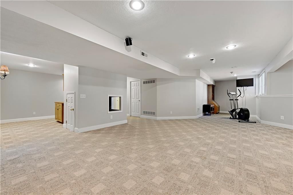 14316 Windsor Drive — photo 38