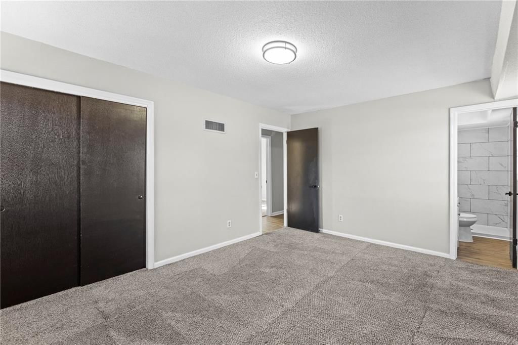 11812 E 56th Terrace — photo 13